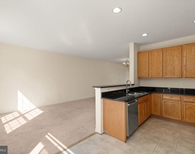 15720 Palermo Terrace - Photo Thumbnail 24