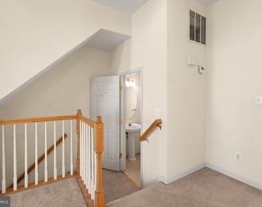 15720 Palermo Terrace - Photo Thumbnail 6