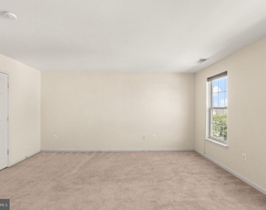 15720 Palermo Terrace - Photo Thumbnail 38