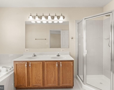 15720 Palermo Terrace - Photo Thumbnail 40