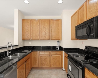 15720 Palermo Terrace - Photo Thumbnail 21