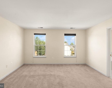 15720 Palermo Terrace - Photo Thumbnail 32