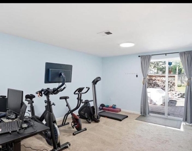 5633 Roundtree Drive - Photo Thumbnail 23