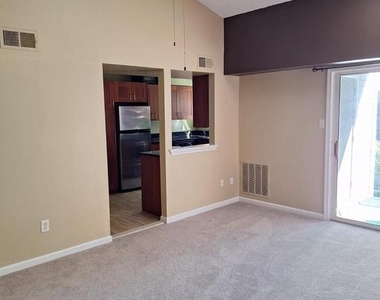 12219 Chaucer Lane - Photo Thumbnail 2