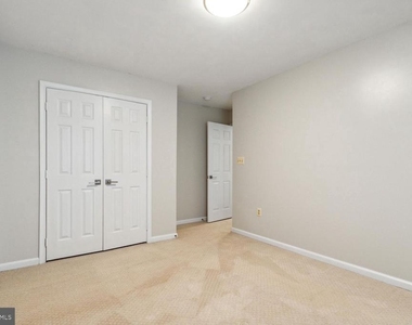 14842 Crotona Court - Photo Thumbnail 37