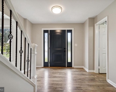 14842 Crotona Court - Photo Thumbnail 4