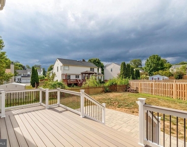 14842 Crotona Court - Photo Thumbnail 49