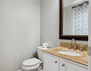 14842 Crotona Court - Photo Thumbnail 38