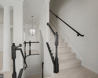 7458 Brunson Circle - Photo Thumbnail 13