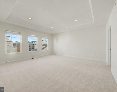 7458 Brunson Circle - Photo Thumbnail 14