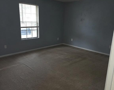 9250 Niki Place - Photo Thumbnail 11