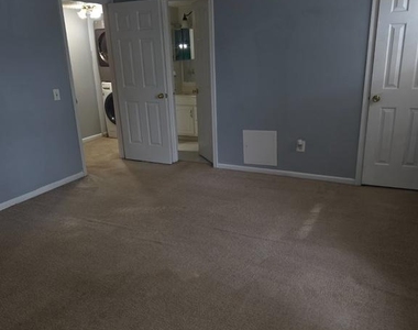 9250 Niki Place - Photo Thumbnail 12