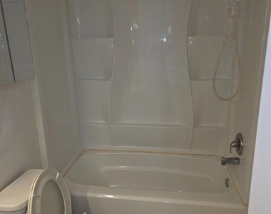 9250 Niki Place - Photo Thumbnail 15