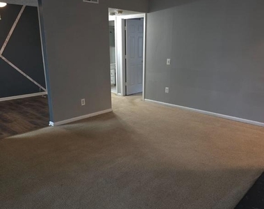 9250 Niki Place - Photo Thumbnail 3