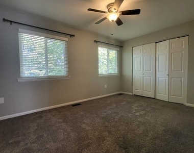 26 Sugarland Square Court - Photo Thumbnail 6