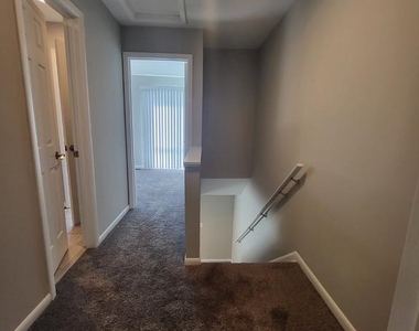 26 Sugarland Square Court - Photo Thumbnail 7