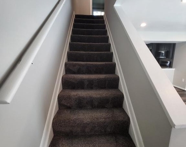 26 Sugarland Square Court - Photo Thumbnail 5