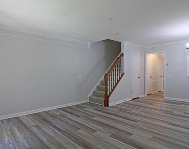 21783 Baldwin Square - Photo Thumbnail 9