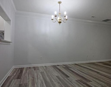 21783 Baldwin Square - Photo Thumbnail 5