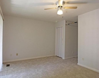 21783 Baldwin Square - Photo Thumbnail 19