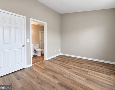 44191 Litchfield Terrace - Photo Thumbnail 23