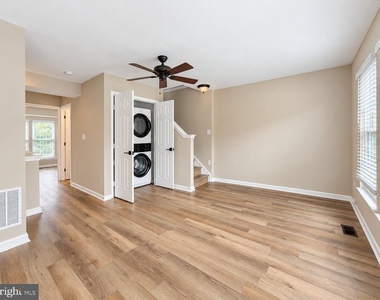 44191 Litchfield Terrace - Photo Thumbnail 16