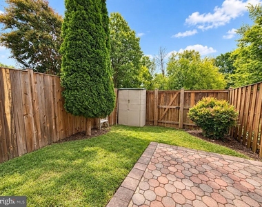 44191 Litchfield Terrace - Photo Thumbnail 14