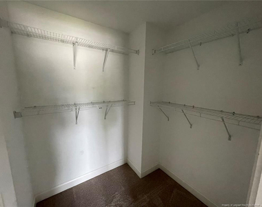 96 Castlebay Drive - Photo Thumbnail 16