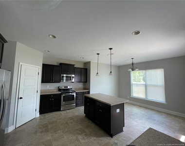 96 Castlebay Drive - Photo Thumbnail 23
