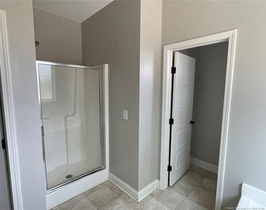 96 Castlebay Drive - Photo Thumbnail 28