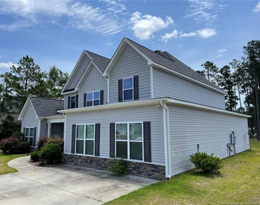 96 Castlebay Drive - Photo Thumbnail 1