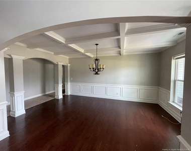 96 Castlebay Drive - Photo Thumbnail 31