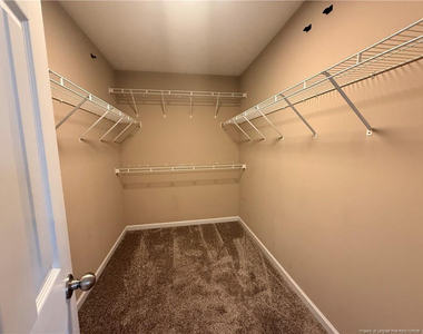 4949 Yorkchester Drive - Photo Thumbnail 7