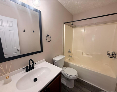 4949 Yorkchester Drive - Photo Thumbnail 8