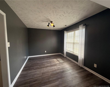 4949 Yorkchester Drive - Photo Thumbnail 4