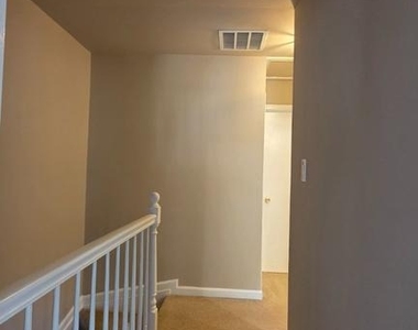 9529 Cherry Oak Court - Photo Thumbnail 13