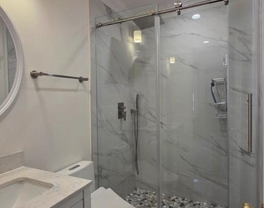 9529 Cherry Oak Court - Photo Thumbnail 17