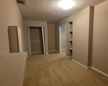 9529 Cherry Oak Court - Photo Thumbnail 29
