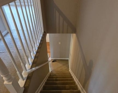 9529 Cherry Oak Court - Photo Thumbnail 12