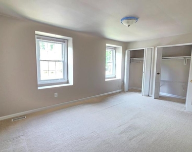 9529 Cherry Oak Court - Photo Thumbnail 16