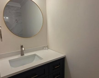 9529 Cherry Oak Court - Photo Thumbnail 8