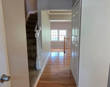 9529 Cherry Oak Court - Photo Thumbnail 25
