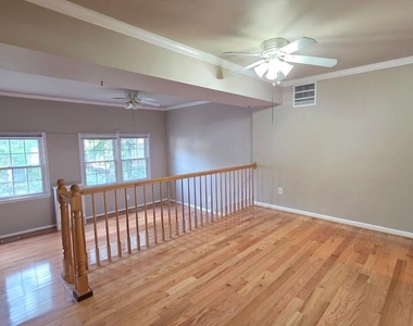 9529 Cherry Oak Court - Photo Thumbnail 2