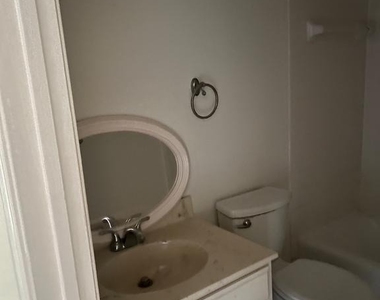 7700 Tremayne Place - Photo Thumbnail 16