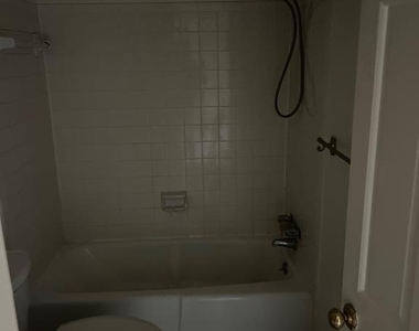 7700 Tremayne Place - Photo Thumbnail 15