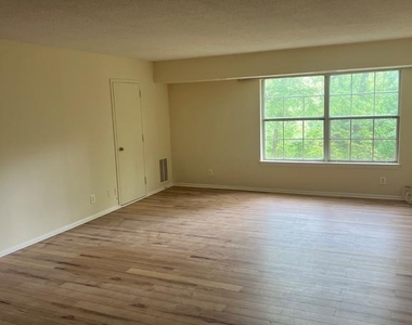 7700 Tremayne Place - Photo Thumbnail 6