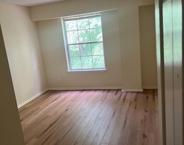 7700 Tremayne Place - Photo Thumbnail 12