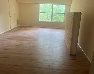 7700 Tremayne Place - Photo Thumbnail 5