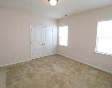 1065 Canyon Shadows Court - Photo Thumbnail 33