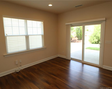 1065 Canyon Shadows Court - Photo Thumbnail 4